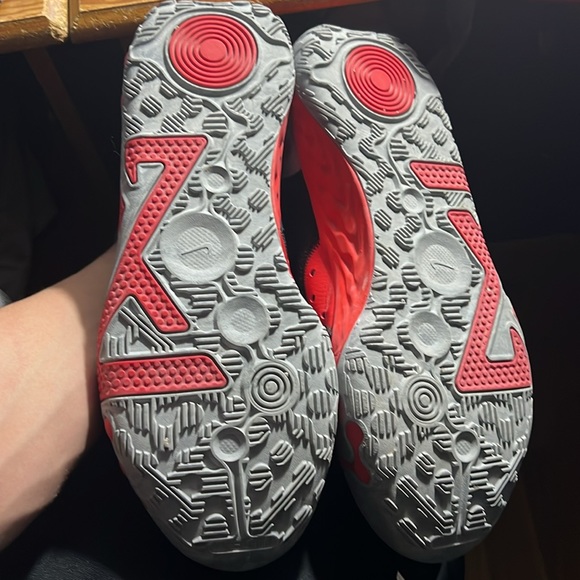 Pg basketball shoes size 11.5 - Picture 9 of 11